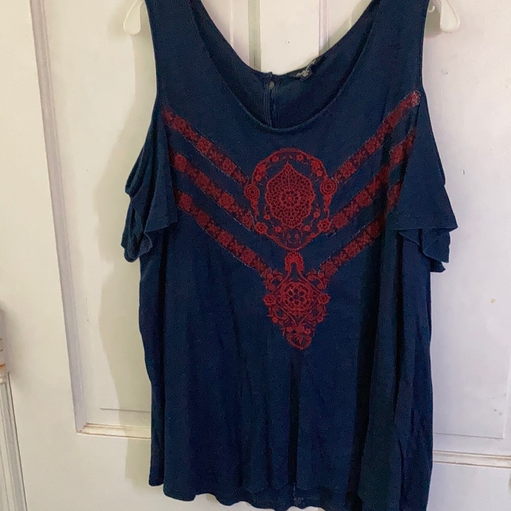 Cold shoulder top
